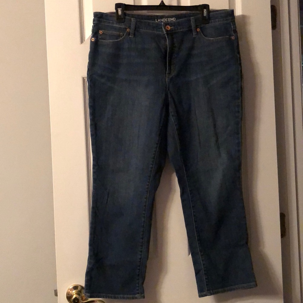 Lands’ End mid rise crop jean